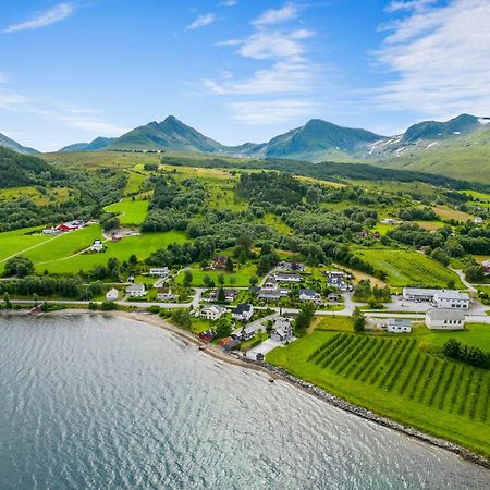 Rovde Fjordferien Villa ภายนอก รูปภาพ