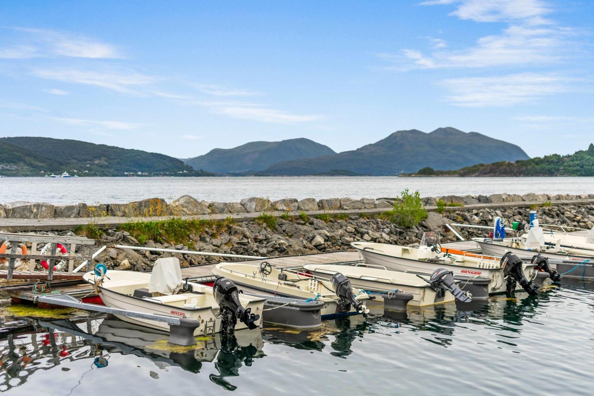Rovde Fjordferien Villa ภายนอก รูปภาพ