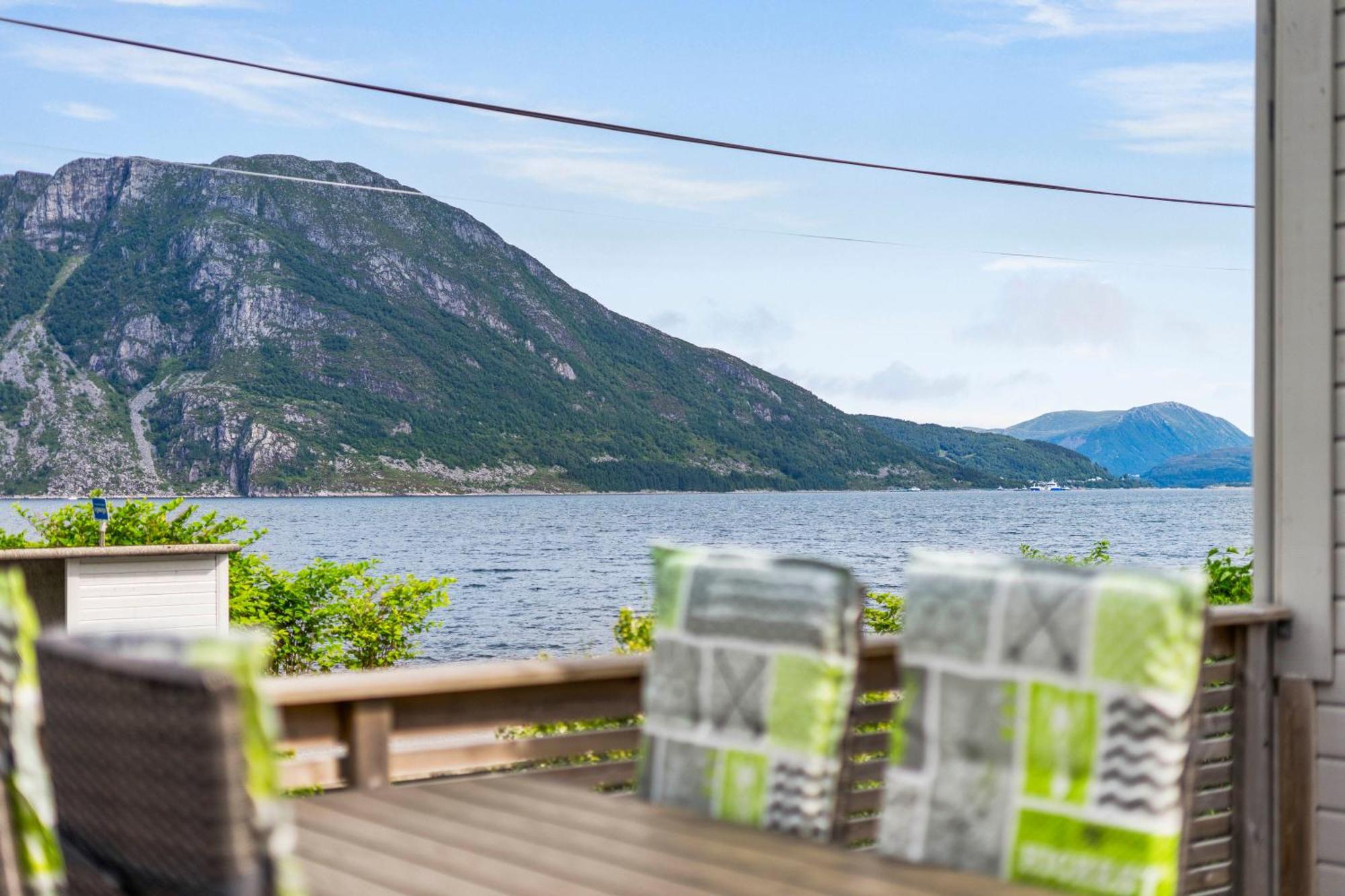Rovde Fjordferien Villa ภายนอก รูปภาพ