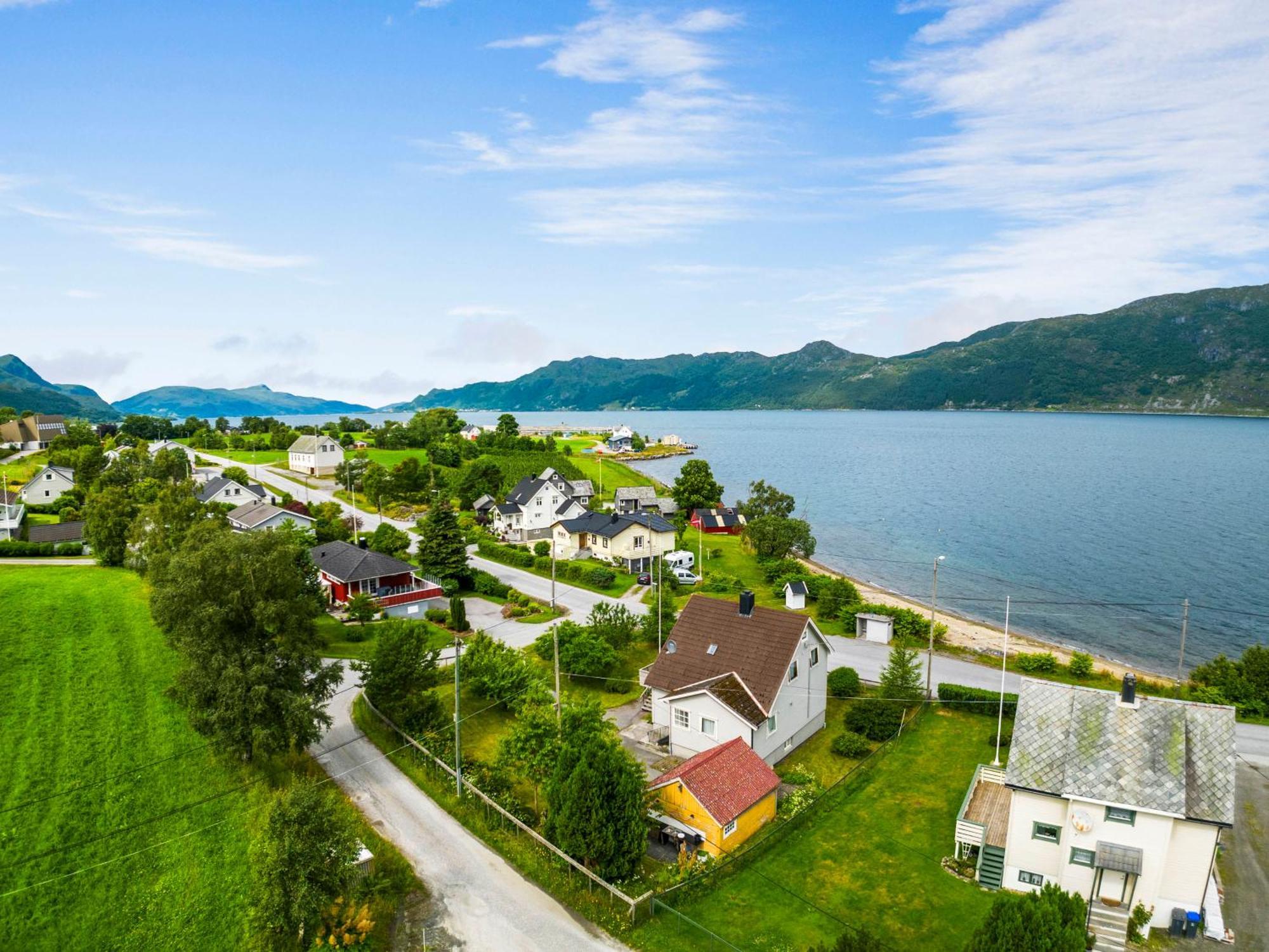 Rovde Fjordferien Villa ภายนอก รูปภาพ