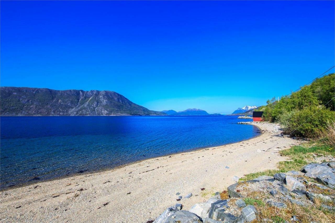 Rovde Fjordferien Villa ภายนอก รูปภาพ